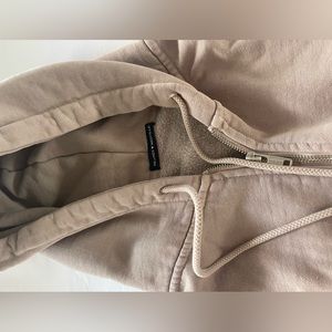 Brandy Melville zip up